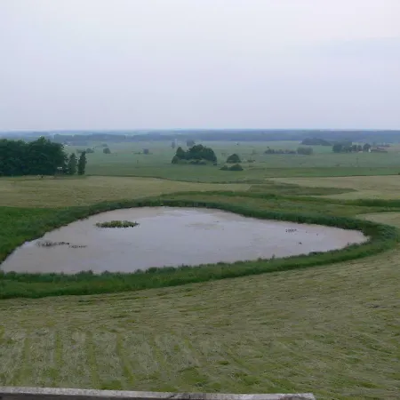 Zlota Lesniczowka مزرعة للإقامة *