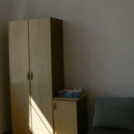 Zlota Lesniczowka مزرعة للإقامة *